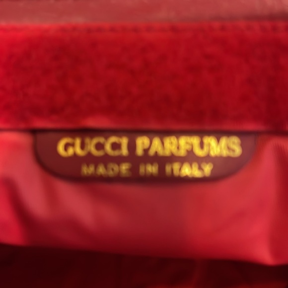 VGUC Gucci Parfums Red Vintage Pouch - Picture 4 of 6